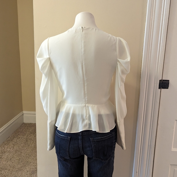 Whisper cream long sleeve low cut top with tie size S - Picture 3 of 7
